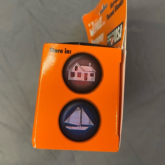 Grabber Outdoors The Original Space Brand Emergency Survival Blanket, Silver, - Picture 4 of 6